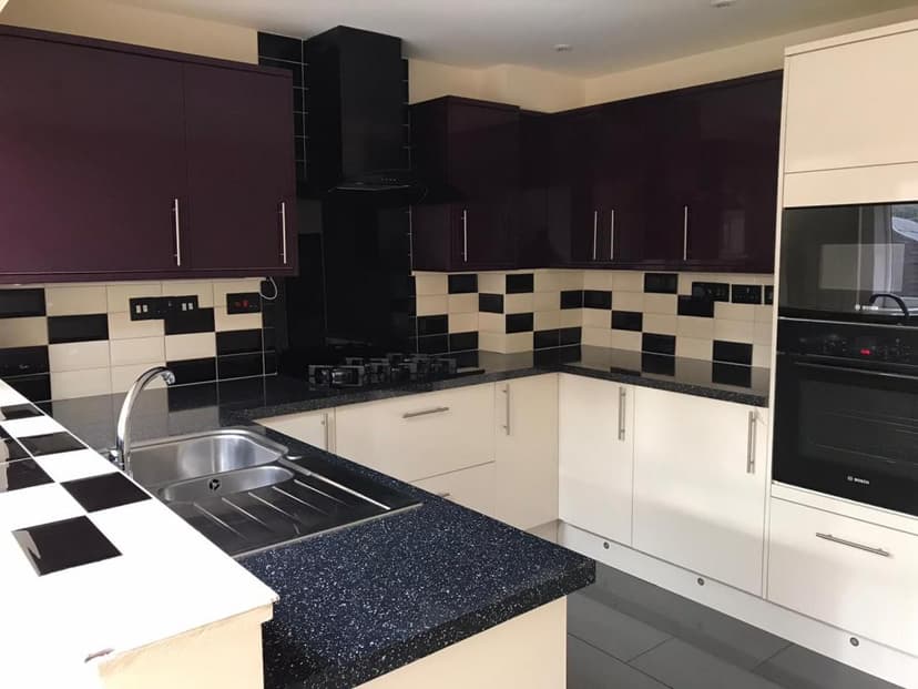 Image 1:3 bedroom Semi-detached house to rent