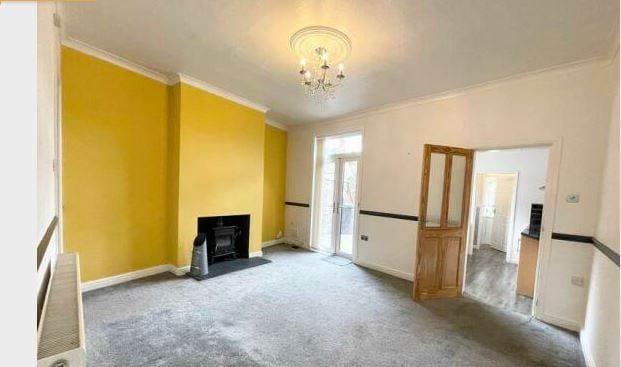 Image 3:2 bedroom End-of-terrace house to rent