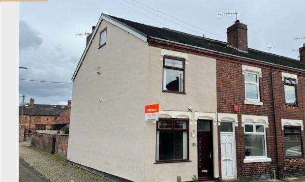 Image 1:2 bedroom End-of-terrace house to rent