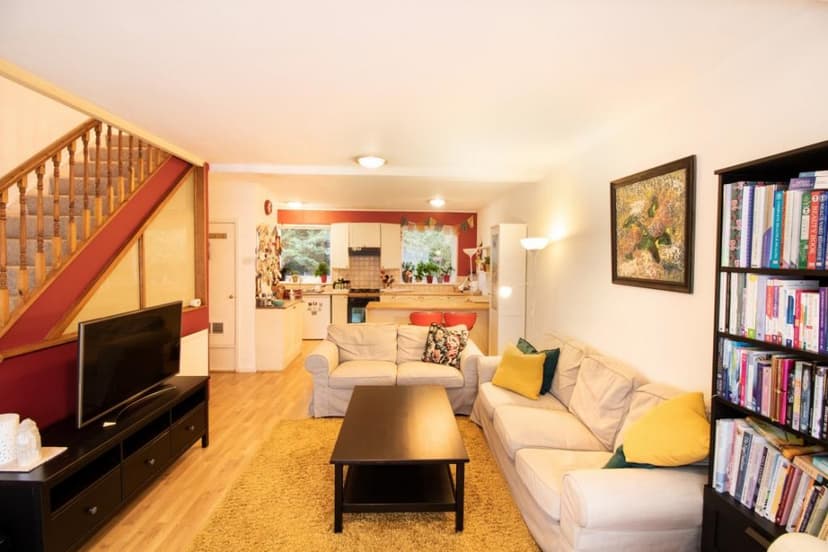 Image 3:3 bedroom Townhouse to rent