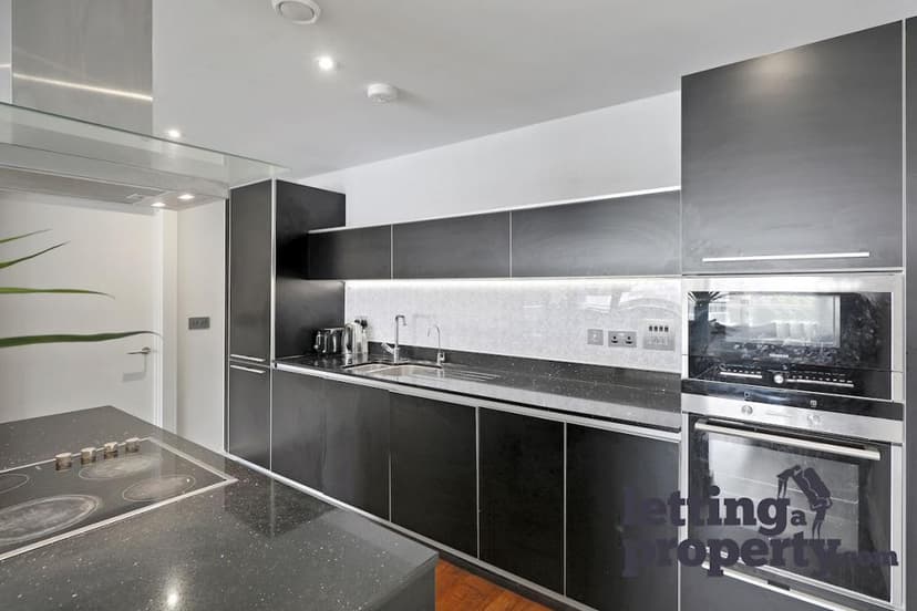 Image 2:3 bedroom Apartment or flat to rent