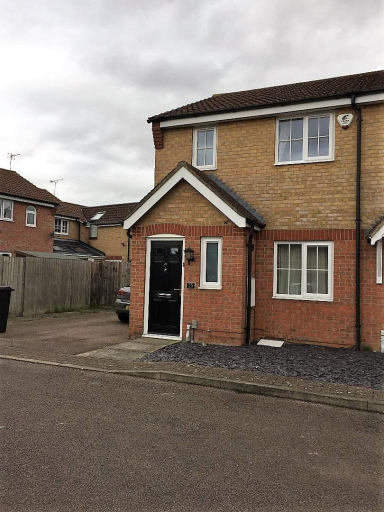 Image 1:3 bedroom End-of-terrace house to rent