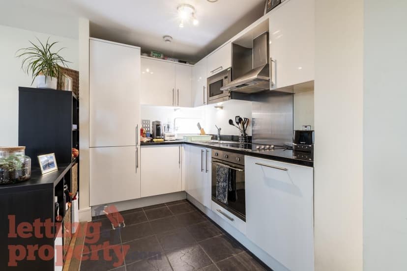 Image 2:1 bedroom Apartment or flat to rent
