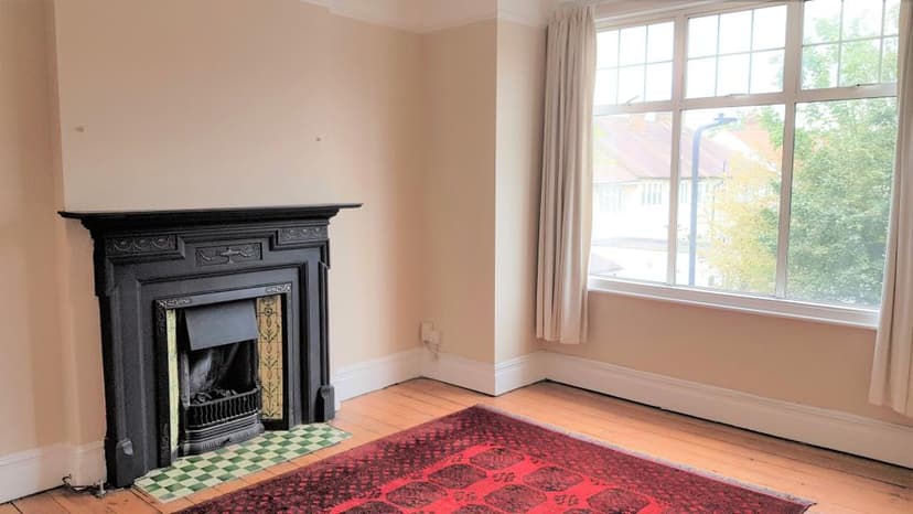 Image 2:3 bedroom Maisonette to rent