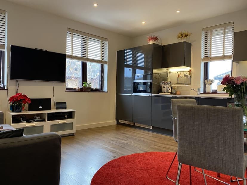 Image 1:2 bedroom Flat to rent