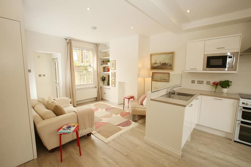 Image 1:2 bedroom Terraced house to rent