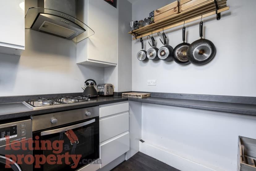 Image 3:2 bedroom Apartment or flat to rent