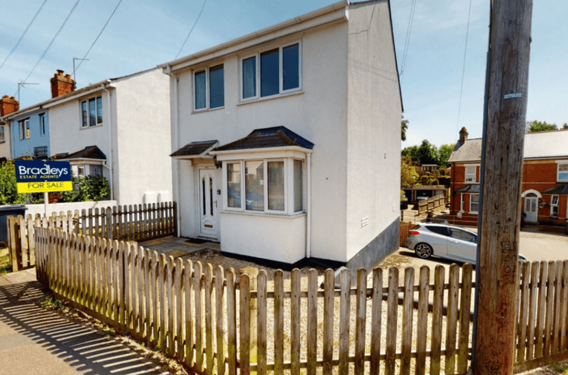 Image 1:3 bedroom Detached house to rent