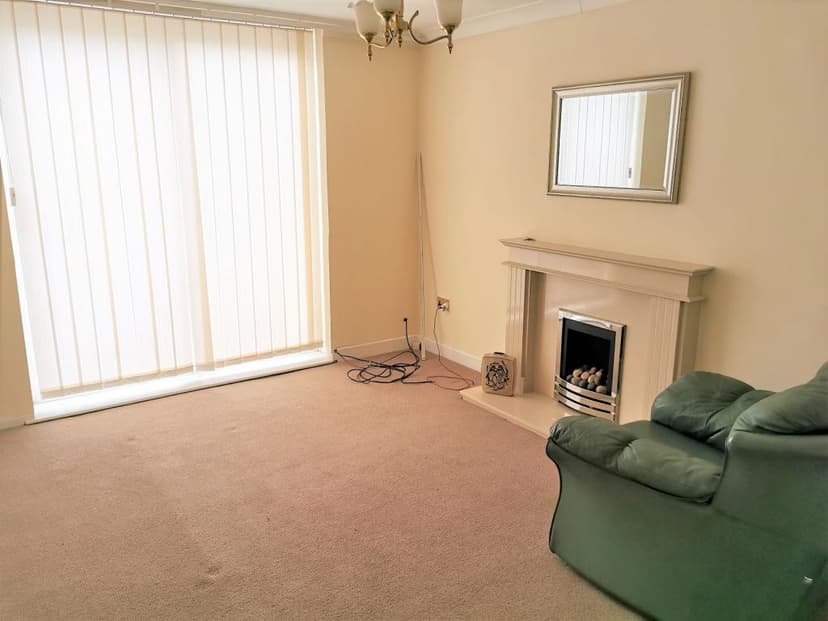 Image 1:3 bedroom Semi-detached house to rent