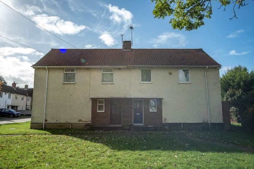 Image 1:3 bedroom Semi-detached house to rent