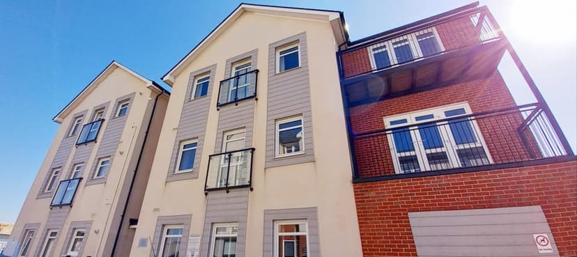 Image 1:2 bedroom Flat to rent