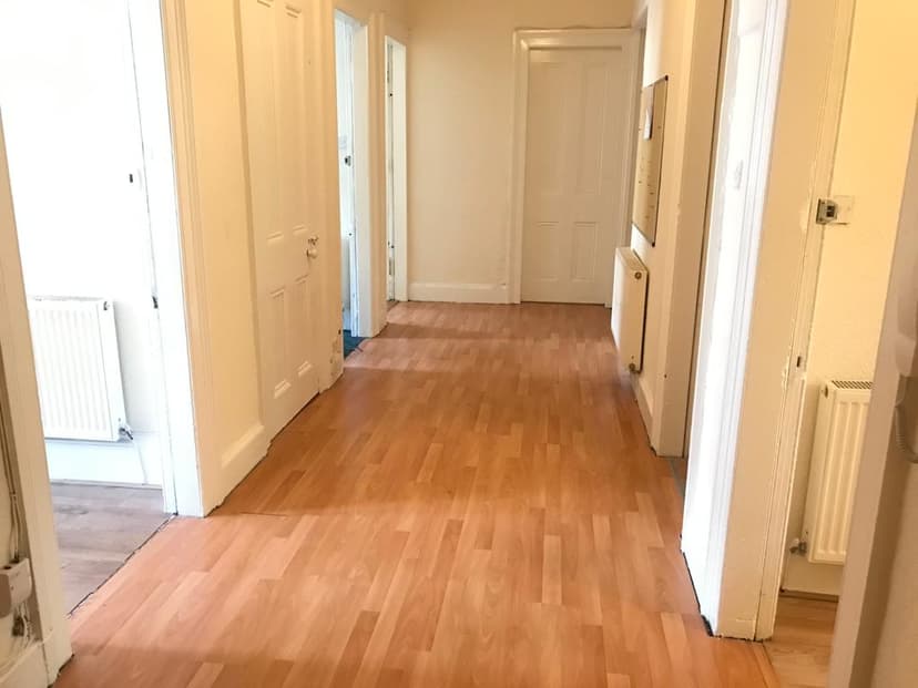 Image 3:5 bedroom Apartment or flat to rent