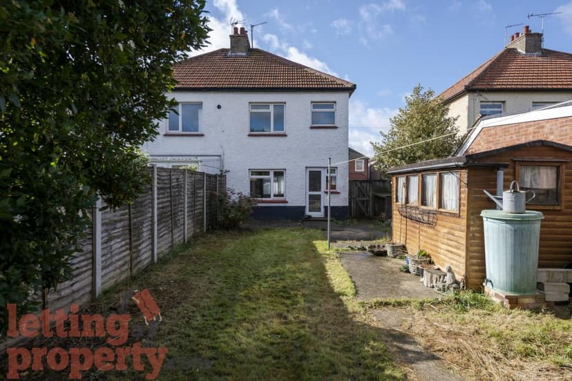 Image 3:3 bedroom Semi-detached house to rent