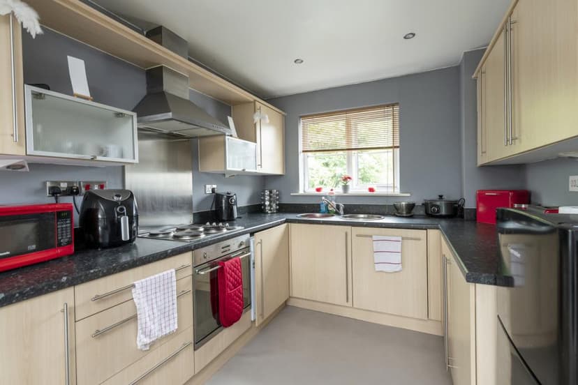 Image 3:2 bedroom Flat to rent