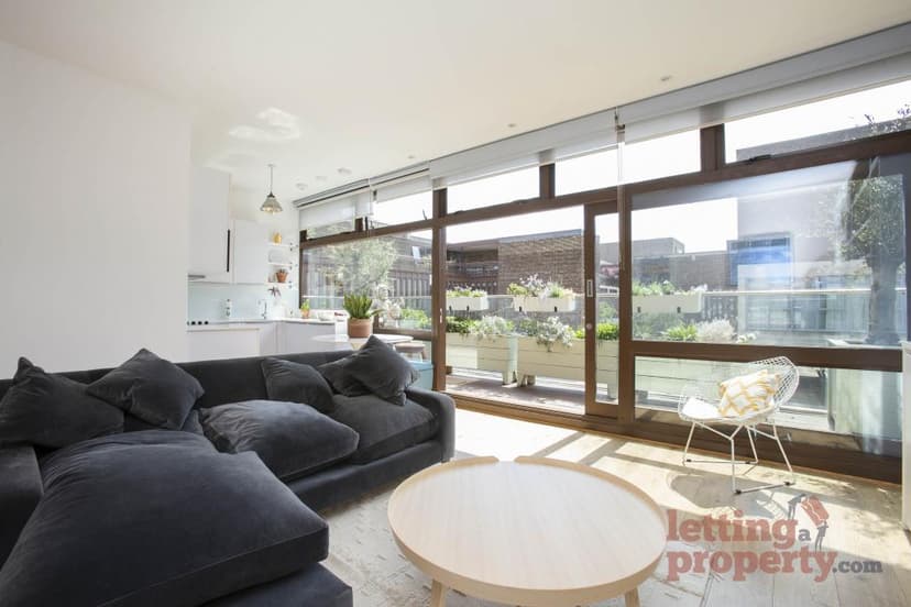 Image 1:2 bedroom Apartment or flat to rent