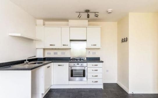 Image 2:2 bedroom Flat to rent