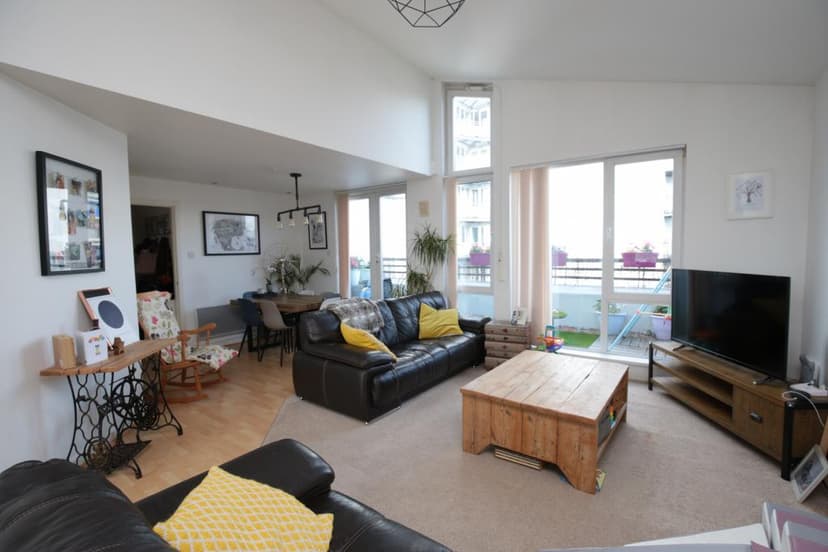 Image 3:2 bedroom Penthouse to rent