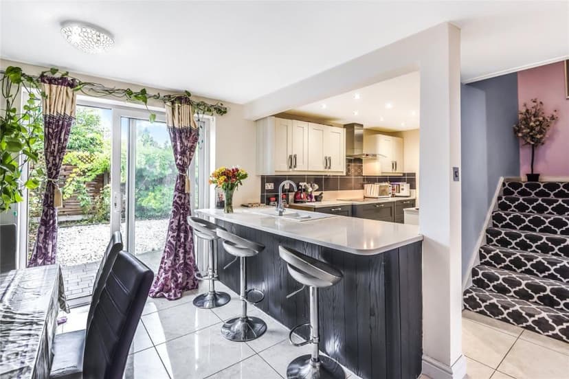 Image 2:3 bedroom Detached house to rent