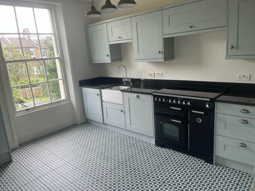 Image 3:3 bedroom Maisonette to rent