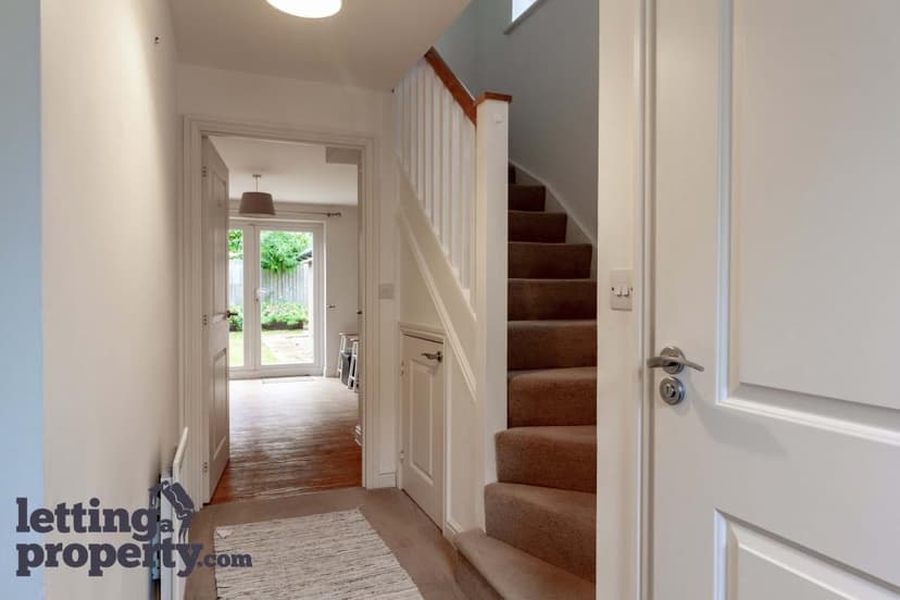 Image 2:3 bedroom Detached house to rent