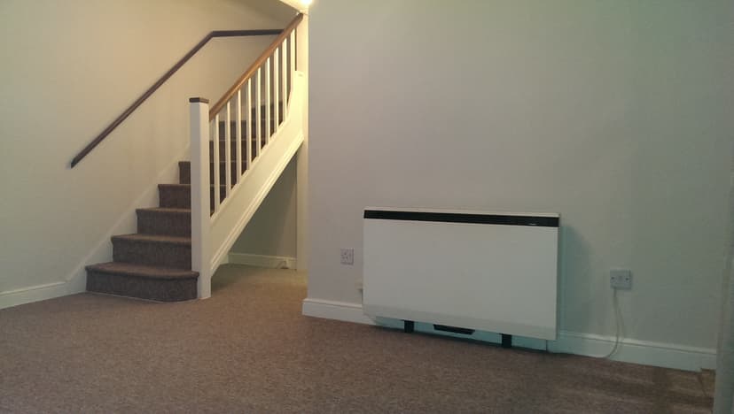 Image 2:1 bedroom Semi-detached house to rent