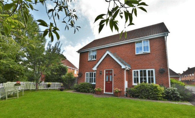 Image 1:4 bedroom Detached house to rent