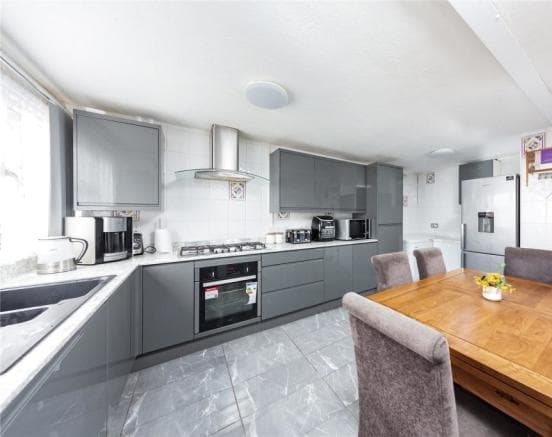 Image 1:3 bedroom Terraced house to rent