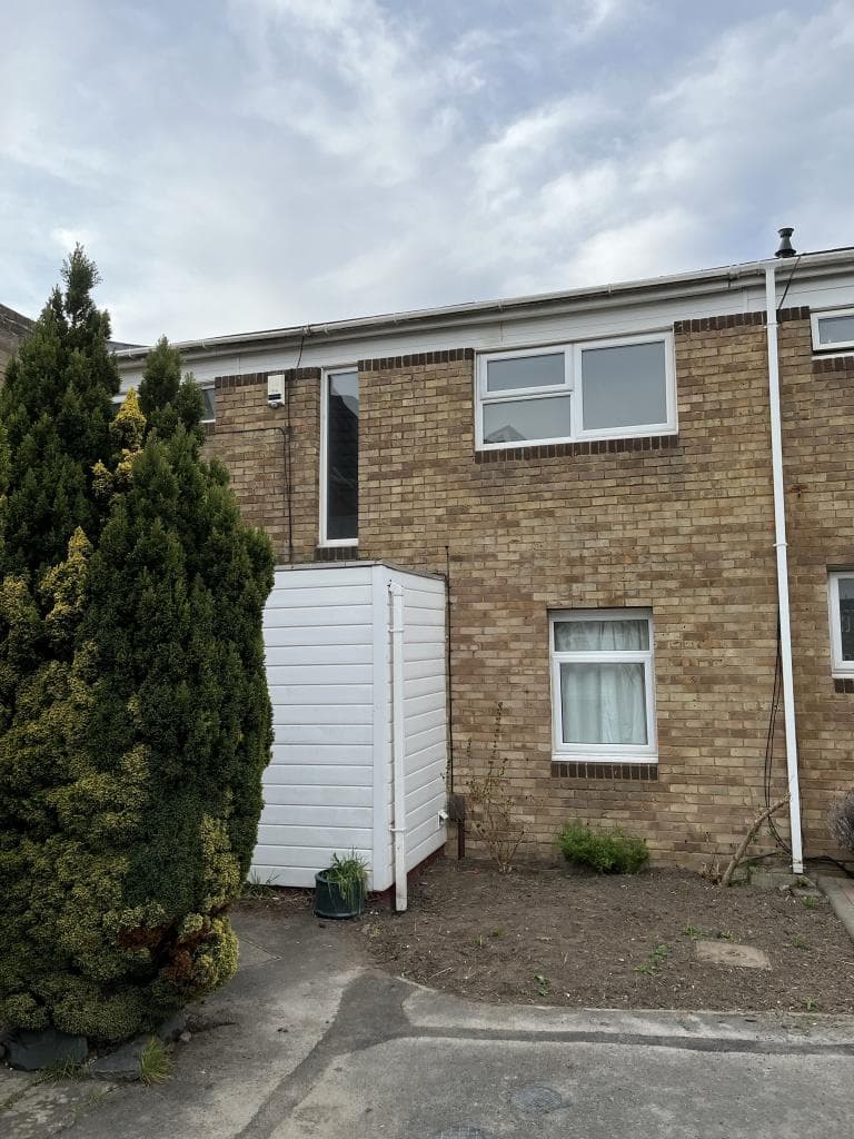 Image 1:4 bedroom Terraced house to rent