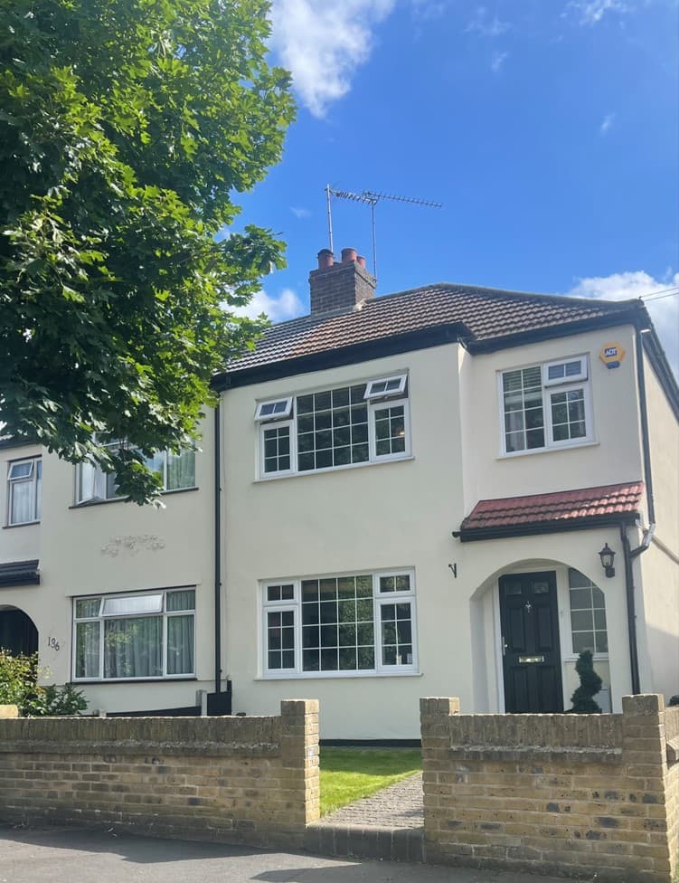 Image 1:3 bedroom Semi-detached house to rent