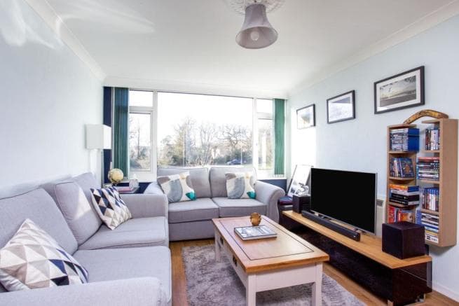 Image 2:1 bedroom Apartment or flat to rent