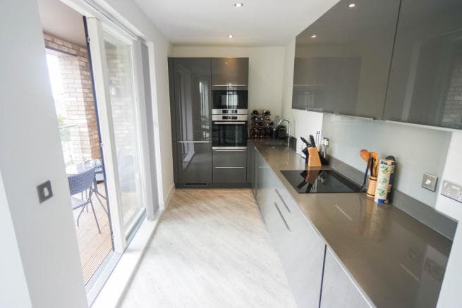 Image 2:2 bedroom Apartment or flat to rent