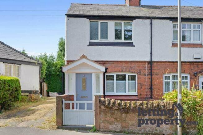 Image 1:2 bedroom End-of-terrace house to rent