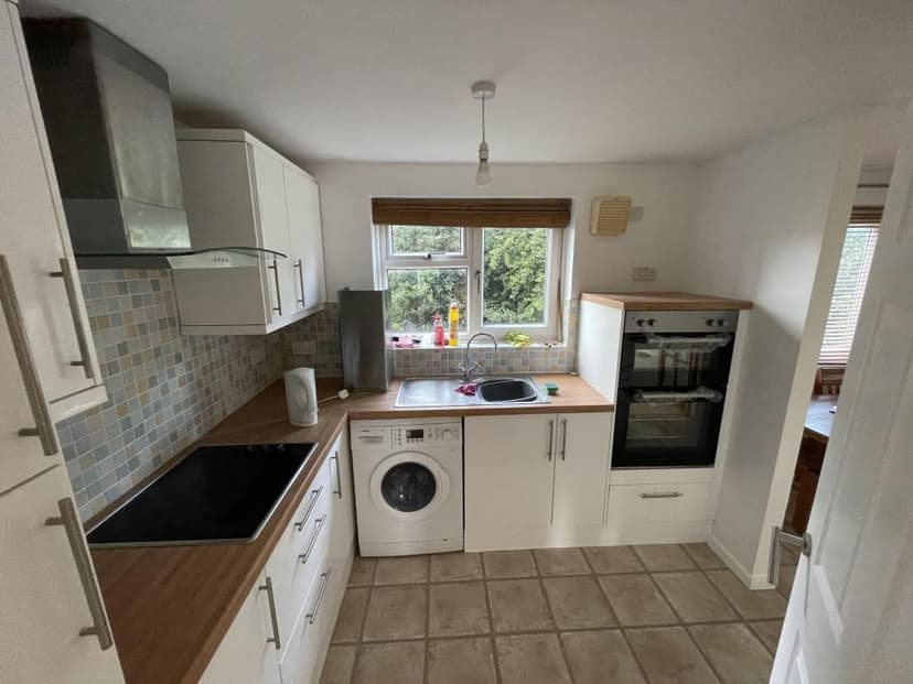 Image 1:2 bedroom Flat to rent