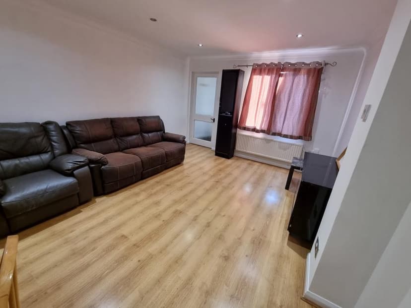 Image 3:2 bedroom Terraced house to rent
