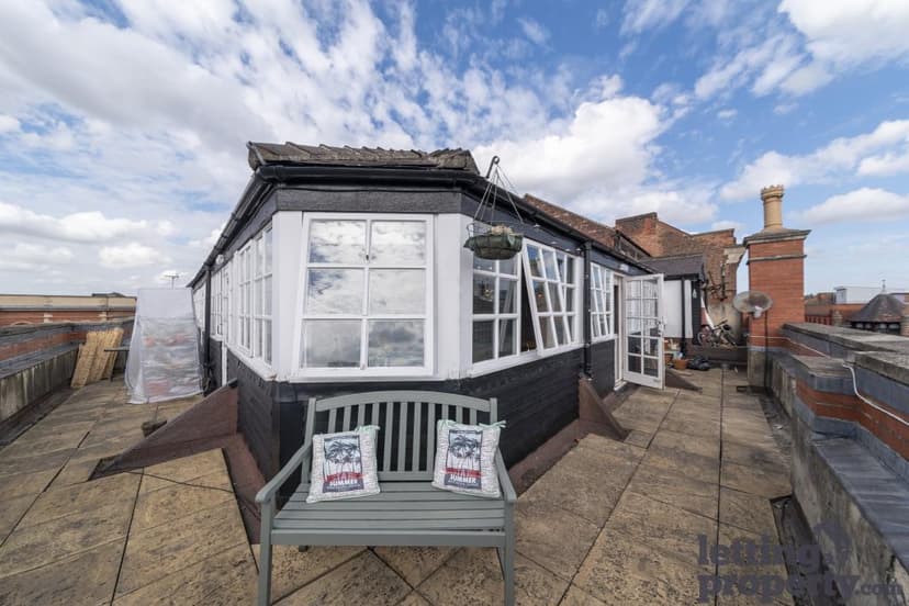 Image 3:1 bedroom Apartment or flat to rent