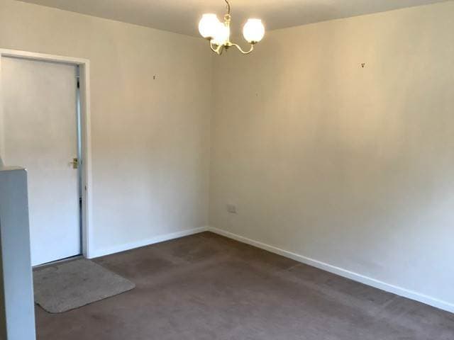 Image 2:2 bedroom End-of-terrace house to rent