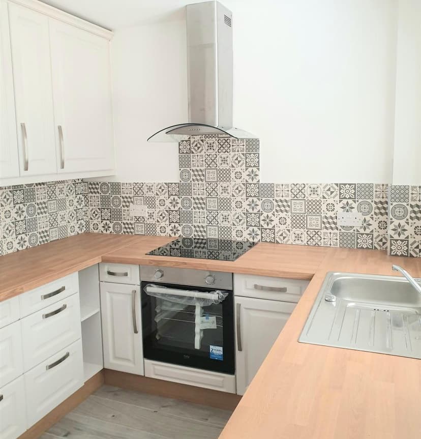 Image 2:2 bedroom Semi-detached house to rent