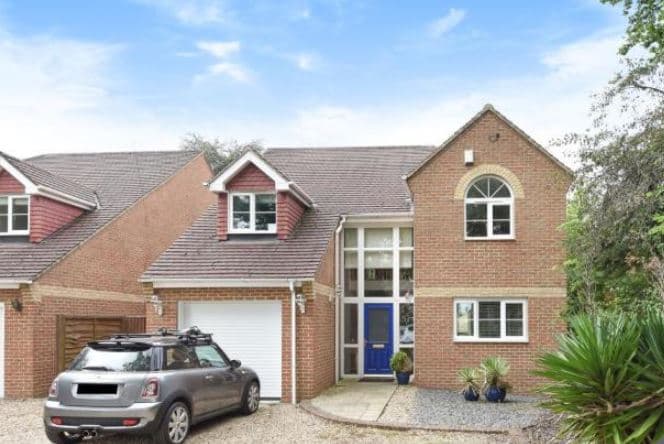 Image 1:4 bedroom Detached house to rent