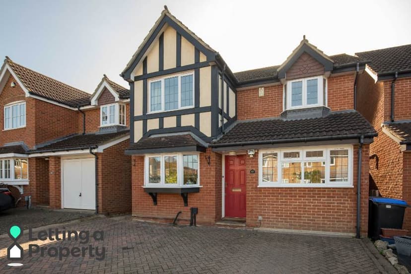 Image 1:4 bedroom Detached house to rent