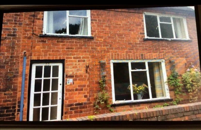 Image 1:3 bedroom Semi-detached house to rent