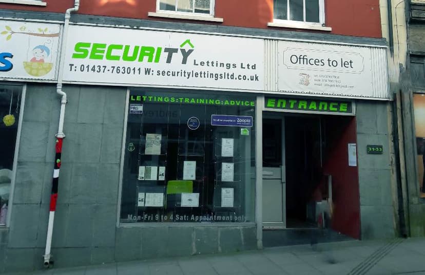 Image 3: Studio Commercial property to rent