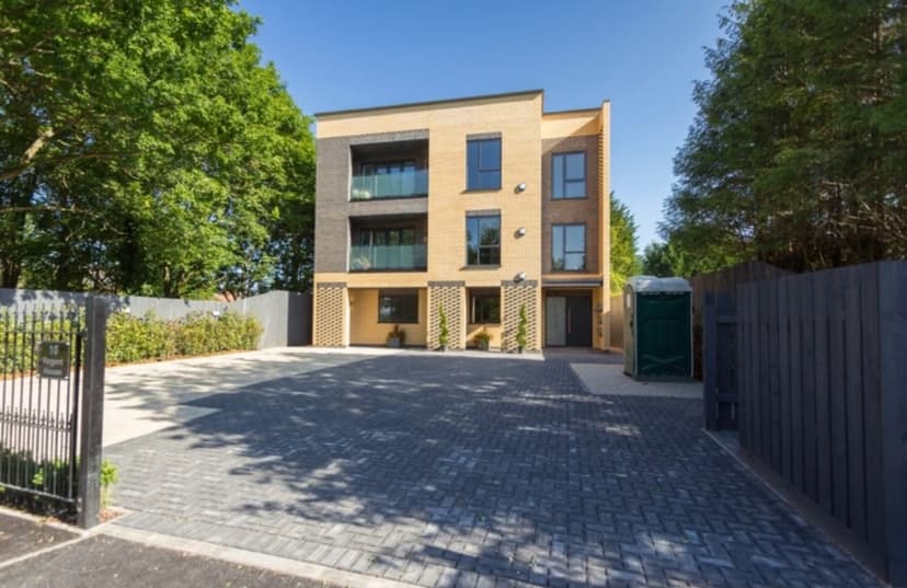 Image 1:2 bedroom Apartment or flat to rent