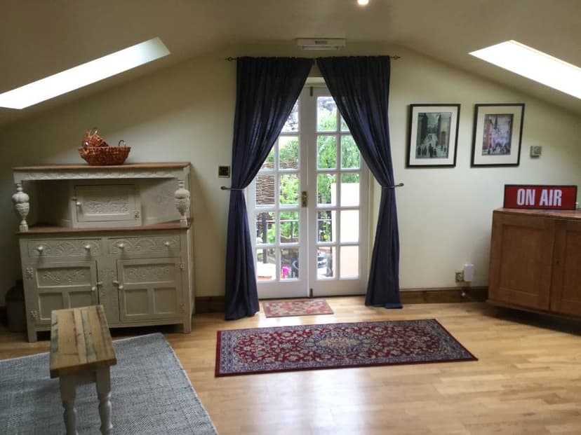 Image 2:1 bedroom Apartment or flat to rent