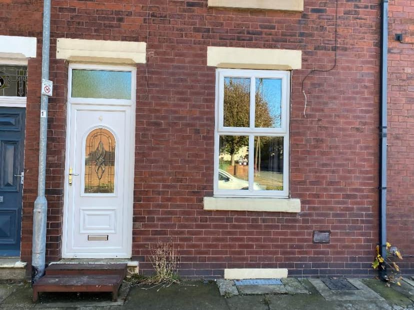 Image 1:2 bedroom Terraced house to rent