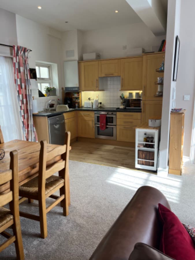 Image 3:2 bedroom Mews to rent