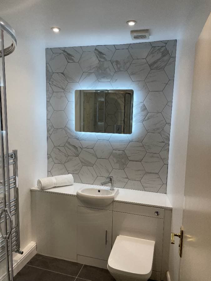 Image 1:1 bedroom Apartment or flat to rent