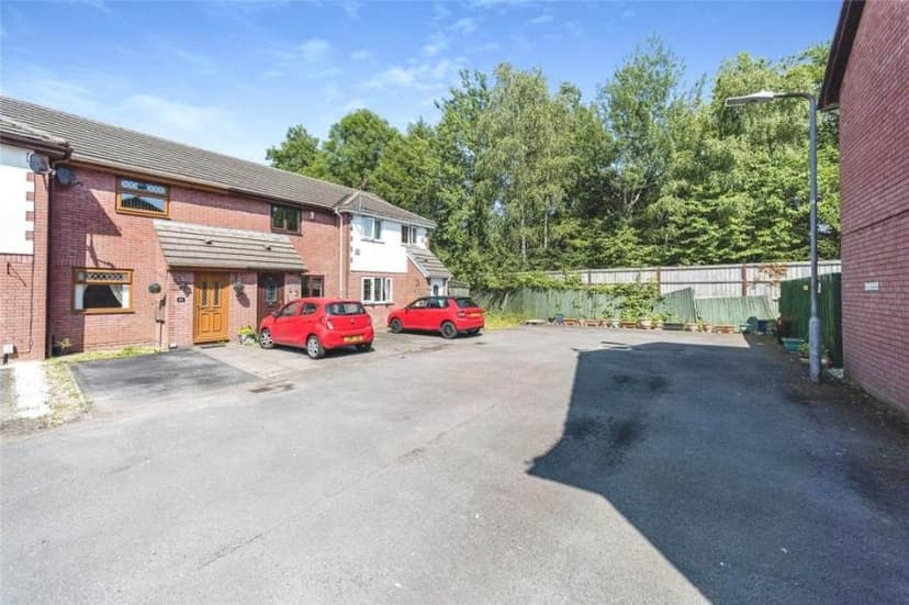 Image 2:2 bedroom Terraced house to rent