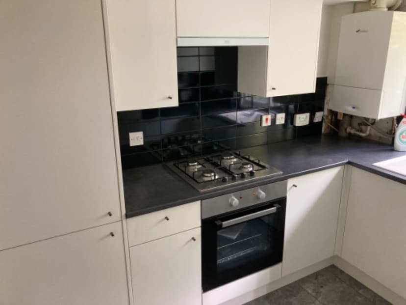 Image 2:1 bedroom Maisonette to rent