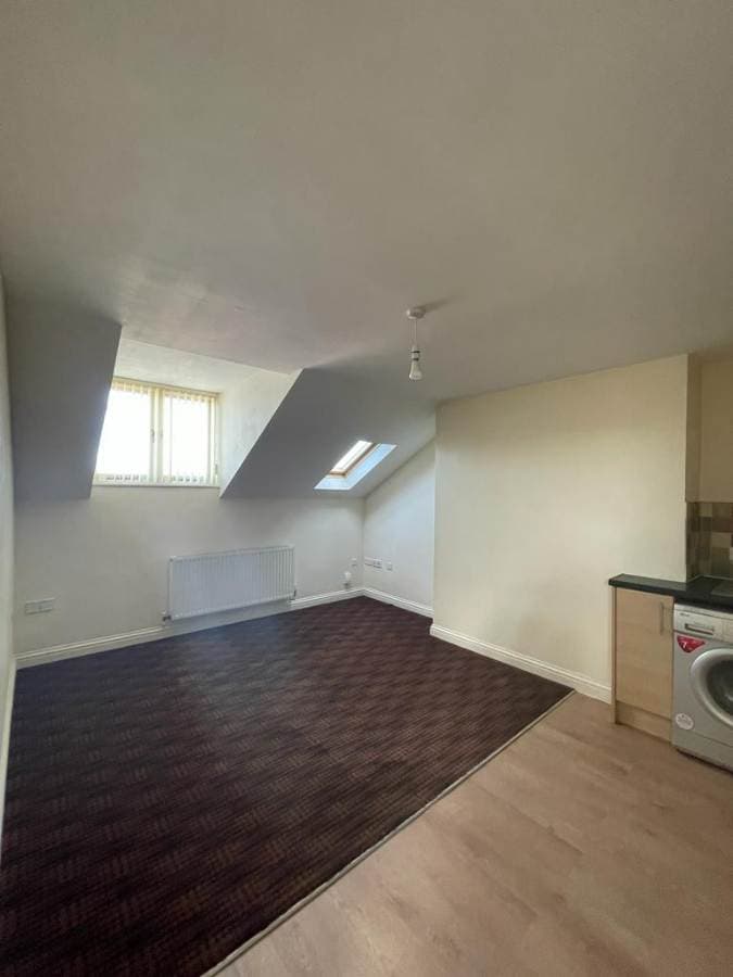 Image 1:2 bedroom Apartment or flat to rent