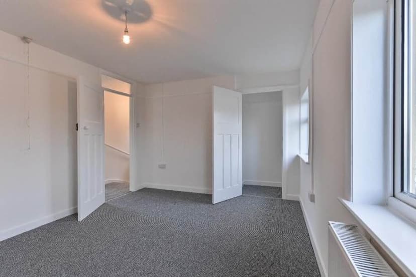 Image 3:3 bedroom Semi-detached house to rent